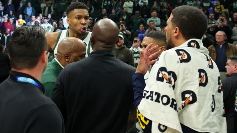 Bucks vs. Pacers game ball fight, explained: Why Giannis Antetokounmpo  chased coach who stole ball for Oscar Tshiebwe | Sporting News