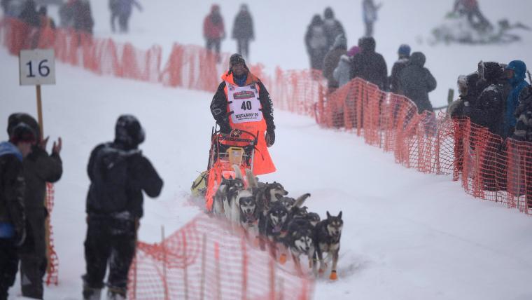 How much prize money does the 2024 Iditarod winner make? image