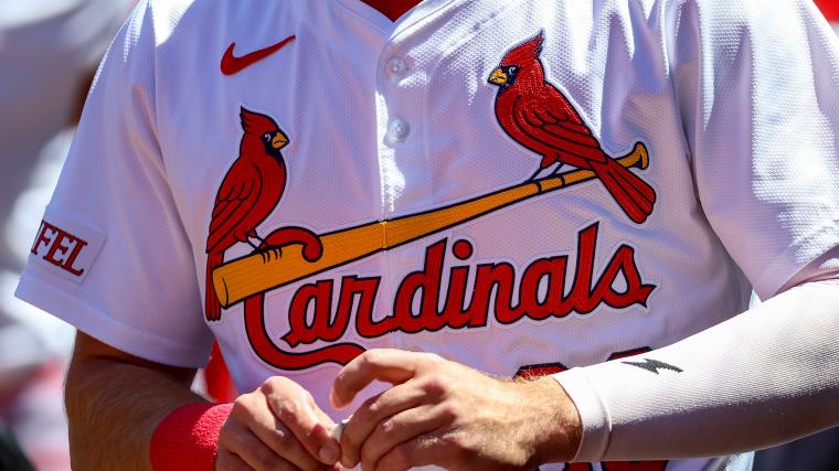 MLB to modify Nike uniforms after negative feedback from players, fans  image