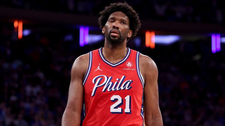 What's wrong with Joel Embiid's eye? image