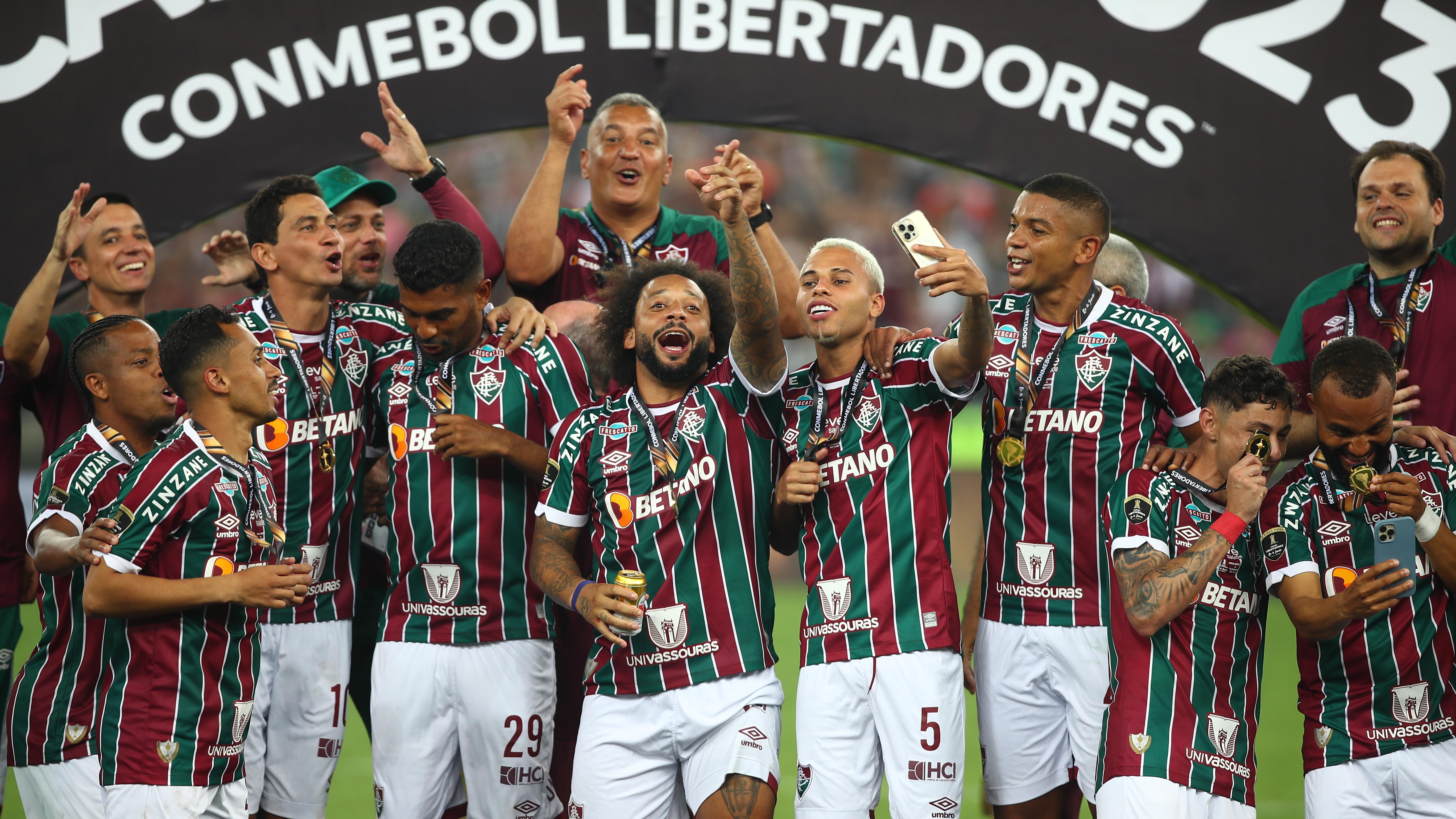 David Luiz entra para lista de vencedores da Champions e Libertadores